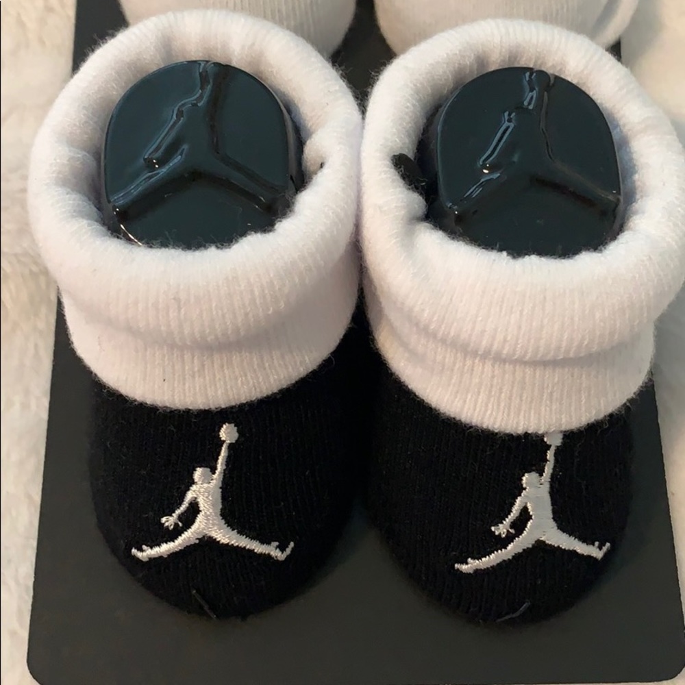 ‼️Only 1 Left [Air Jordan] 2 pack Booties NWT - Picture 2 of 4
